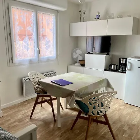 Апартаменты Senane - Joli Studio A 50m De La Plage, Parking